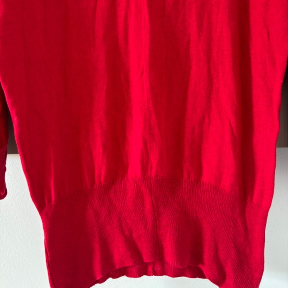 DKNY Sweater (NWOT) - Picture 4 of 11